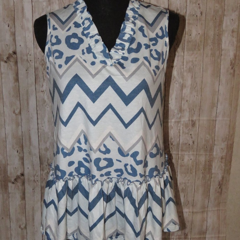 NWT Sleeveless Boutique top